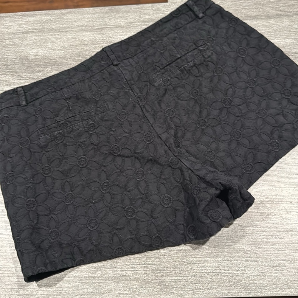 Elle Black Embroidered Flower Pattern Shorts - Picture 5 of 6